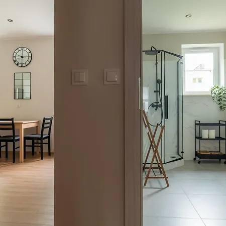 Apartman Sea - Family & Friends